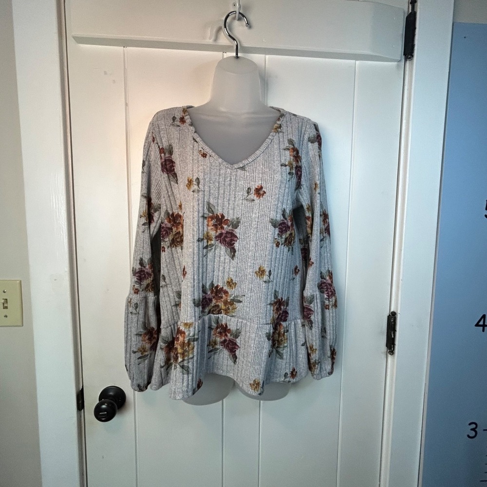 Maurices Pullover Casual Gray Floral Cable Knit Long Sleeve Sweater Large